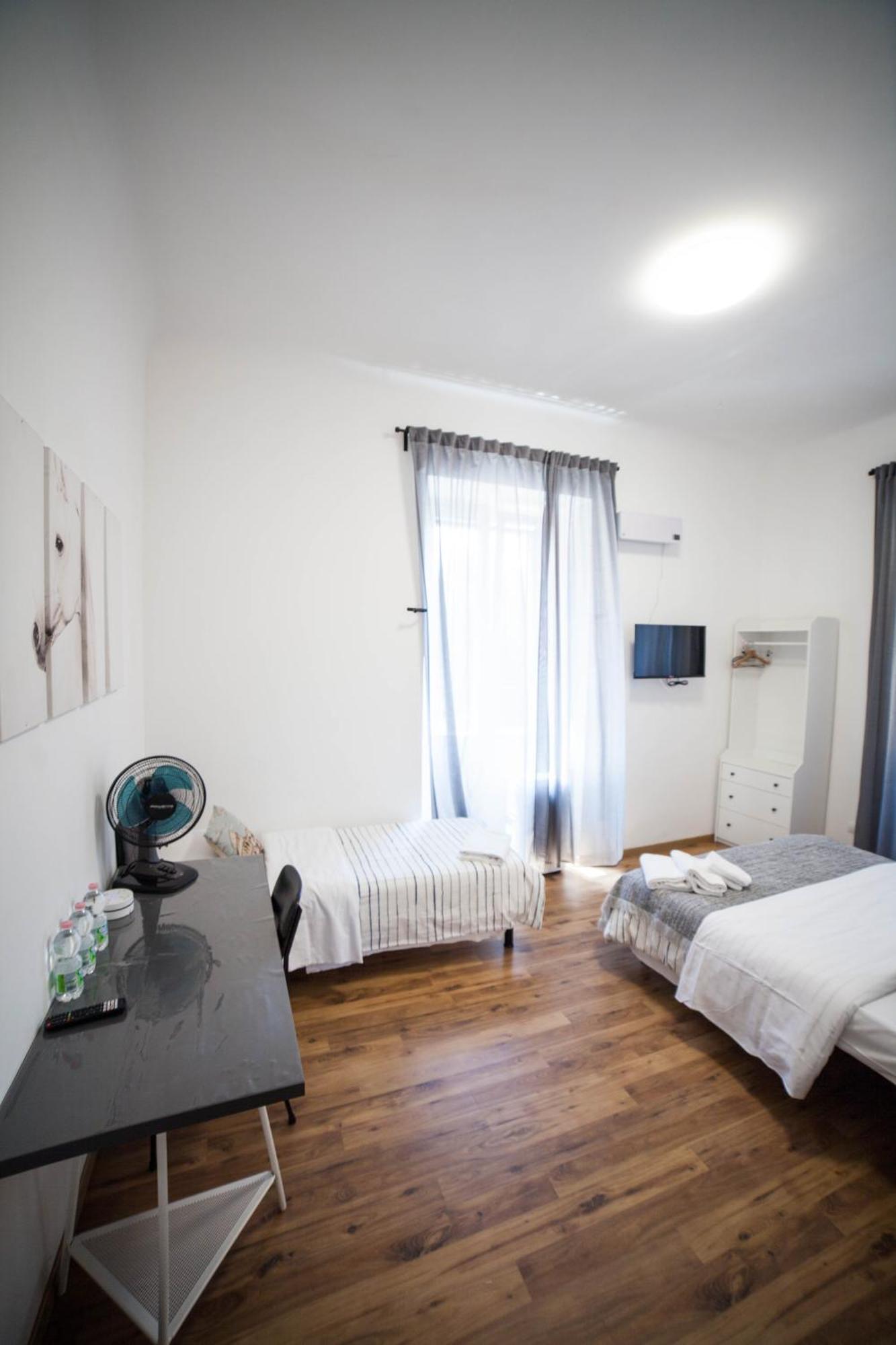 Cosmo Guesthouse Rom Exterior foto